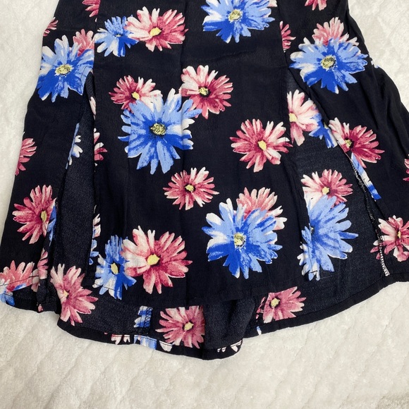 Two piece set - Picture 5 of 7